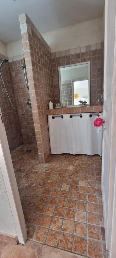 Studio Independant A La Villa Garlaban 3 Etoiles Gémenos Kültér fotó